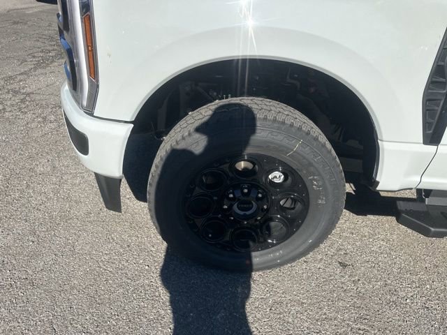 New 2026 Ford F250 XLT w/ XLT Premium Package image 10