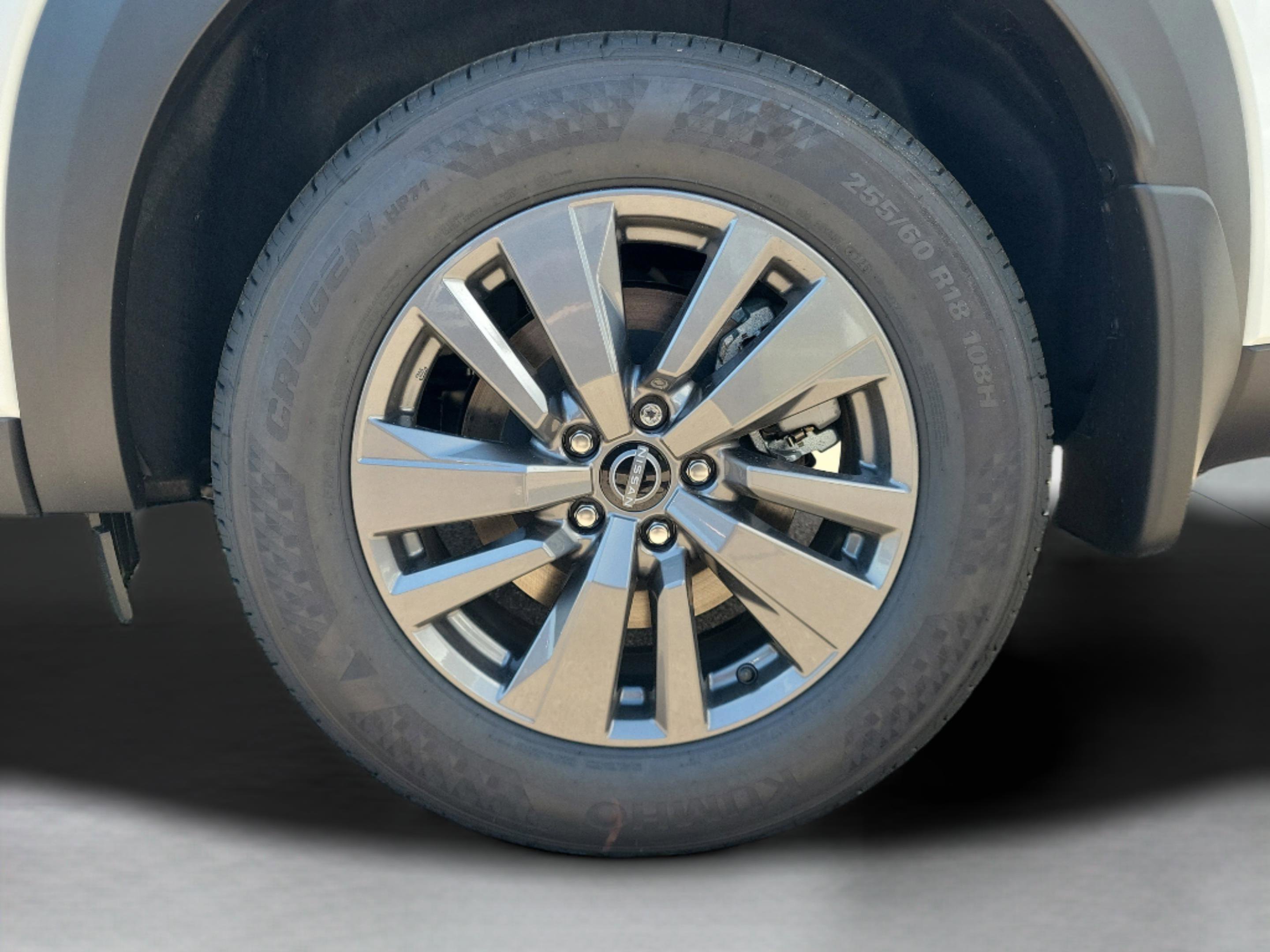 New 2026 Nissan Pathfinder SV image 6