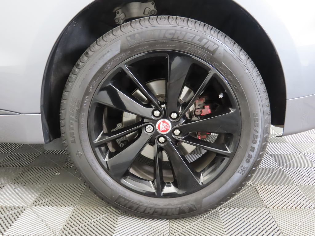 Used 2021 Jaguar F-PACE R-Dynamic S image 29