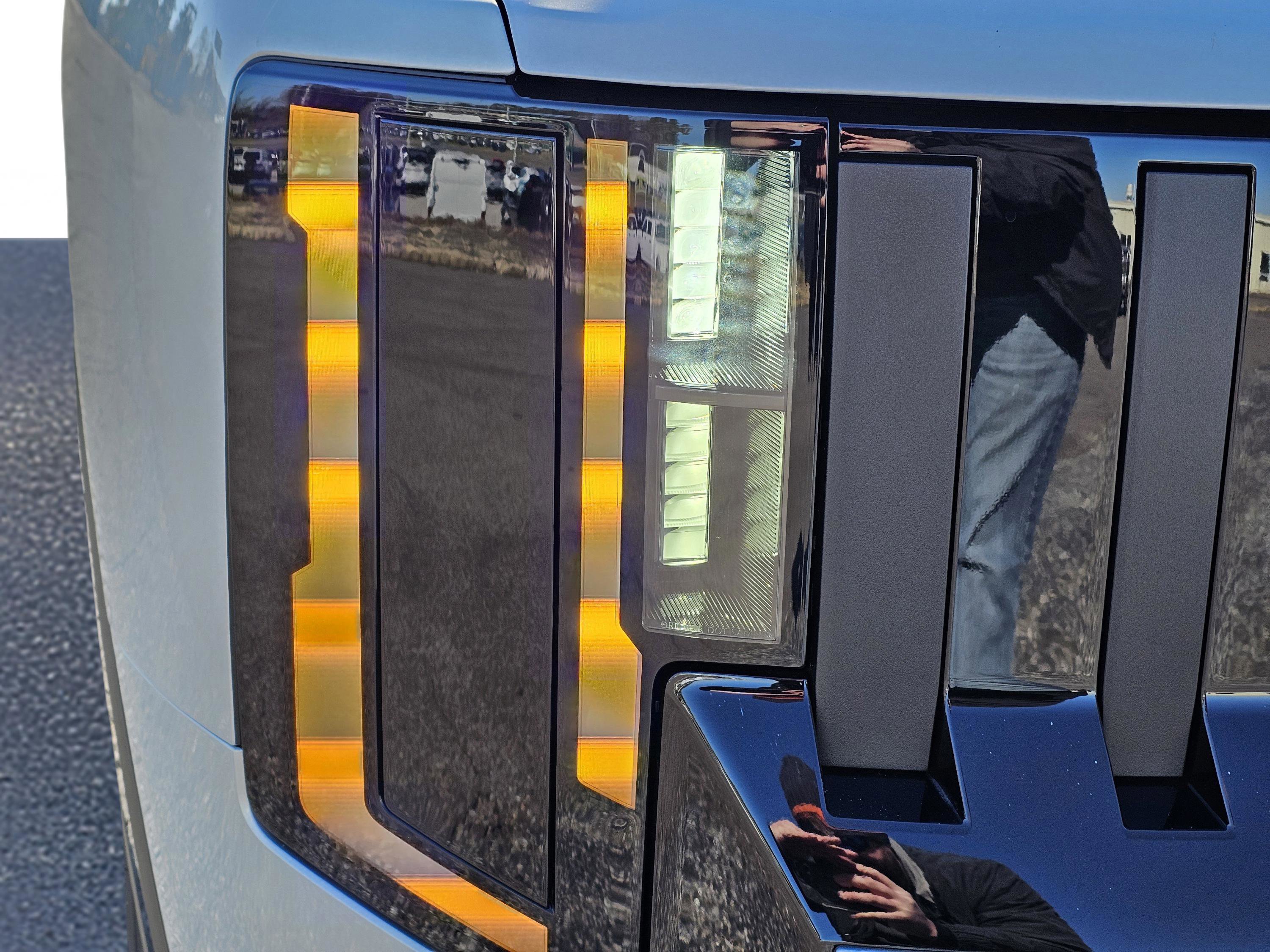 New 2027 Kia Telluride S image 4