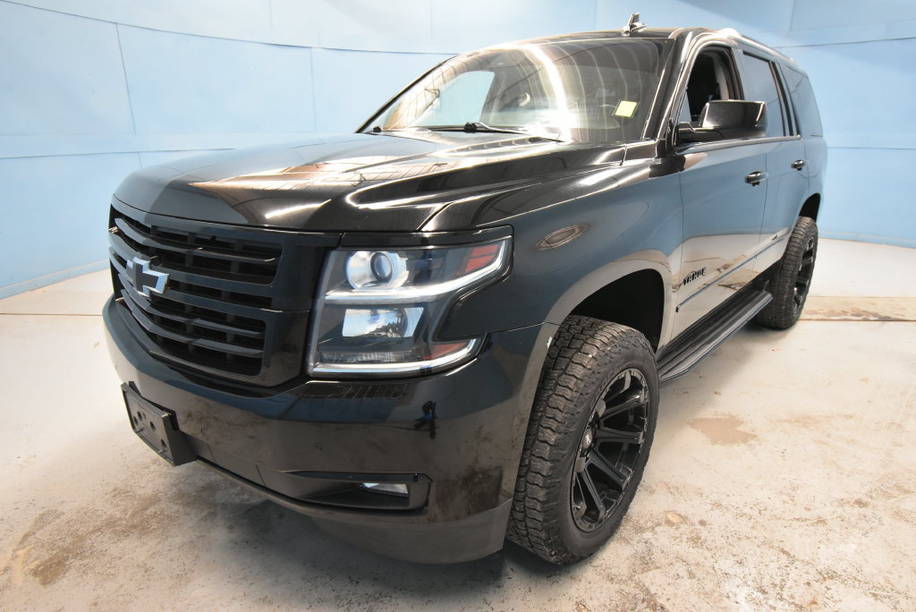 Used 2018 Chevrolet Tahoe Premier w/ RST 6.2L Performance Edition AWD/4WD image 33
