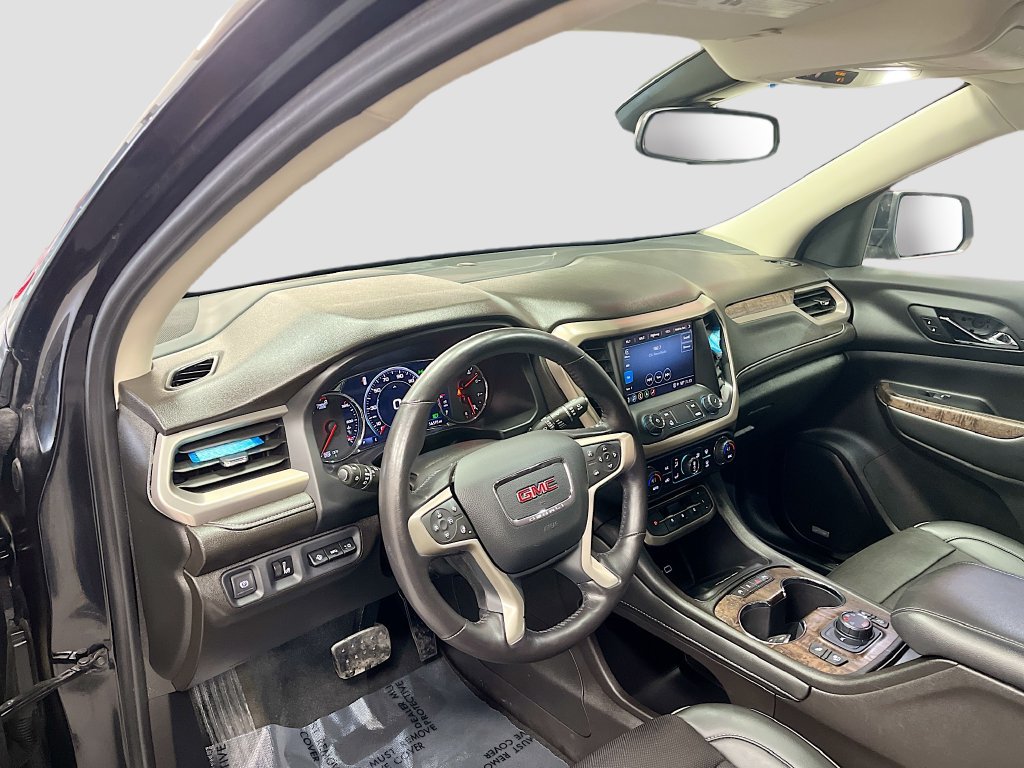 Used 2022 GMC Acadia Denali AWD/4WD image 9