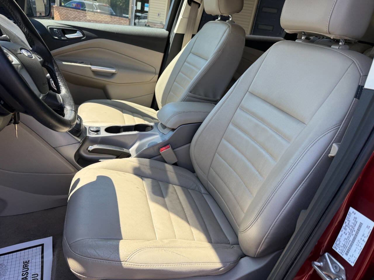 Used 2015 Ford Escape SE w/ Equipment Group 201A AWD/4WD image 13