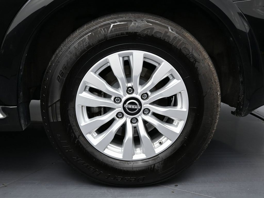 Used 2023 Nissan Armada SV image 10