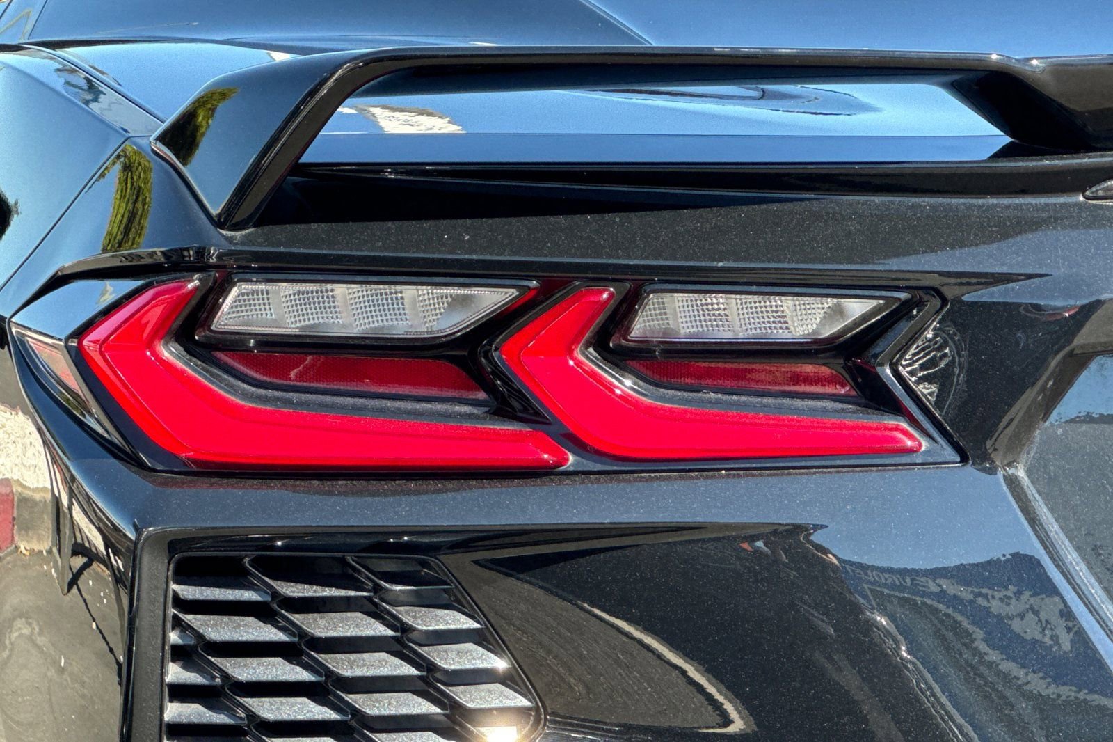 Used 2020 Chevrolet Corvette Stingray Premium Cpe w/ 3LT Preferred Equipment Group image 44