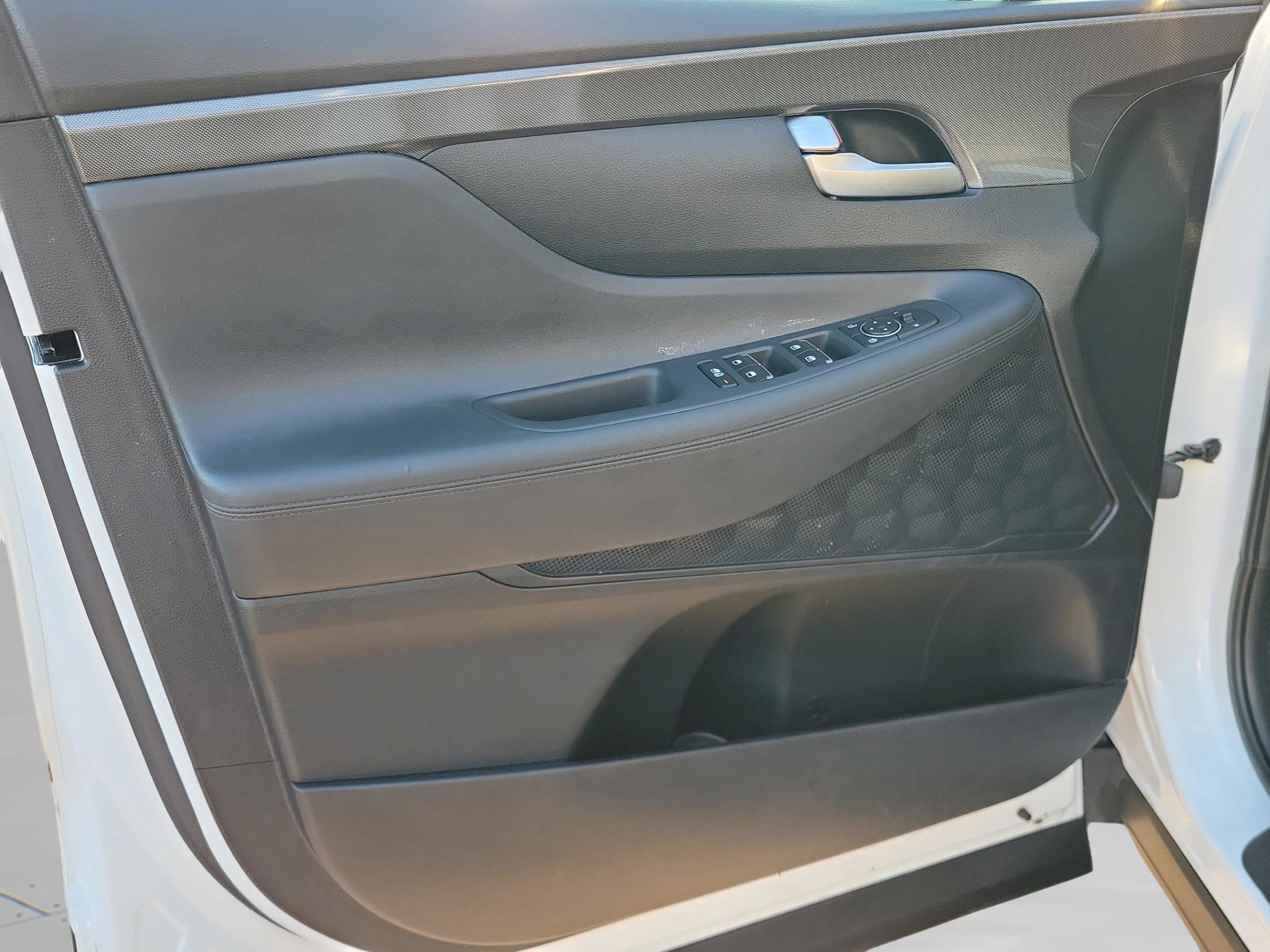 Certified 2023 Hyundai Santa Fe SEL image 18