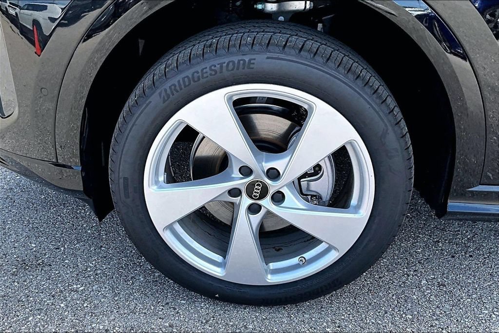 New 2026 Audi Q5 Premium Plus AWD/4WD image 13