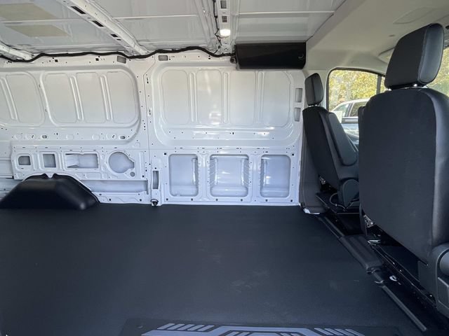 New 2025 Ford Transit 250 Low Roof RWD image 21