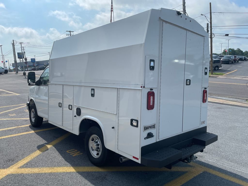 New 2024 Chevrolet Express 3500 w/ Power Convenience Package RWD image 5