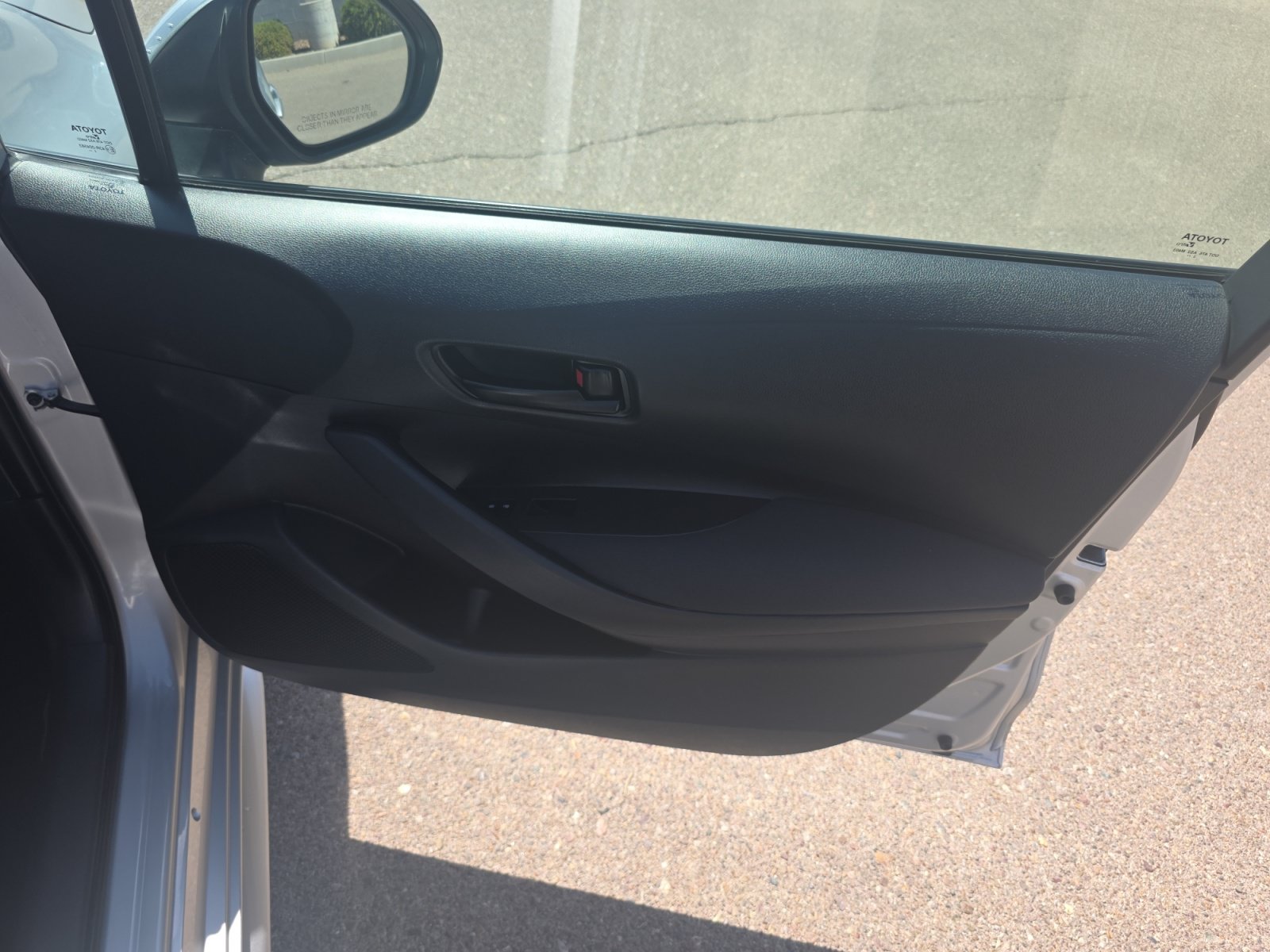 Used 2024 Toyota Corolla LE FWD image 16