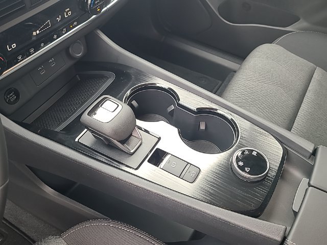 New 2026 Nissan Rogue SV AWD/4WD image 19