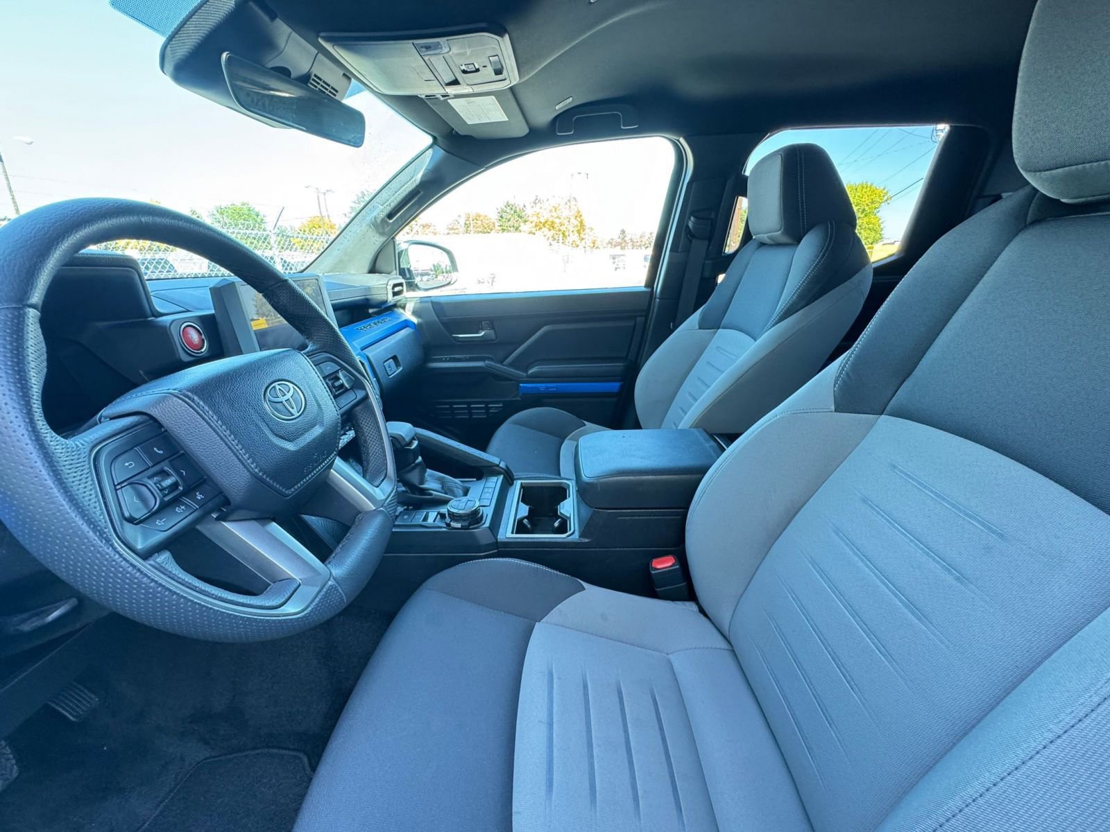 Used 2025 Toyota Tacoma SR image 23