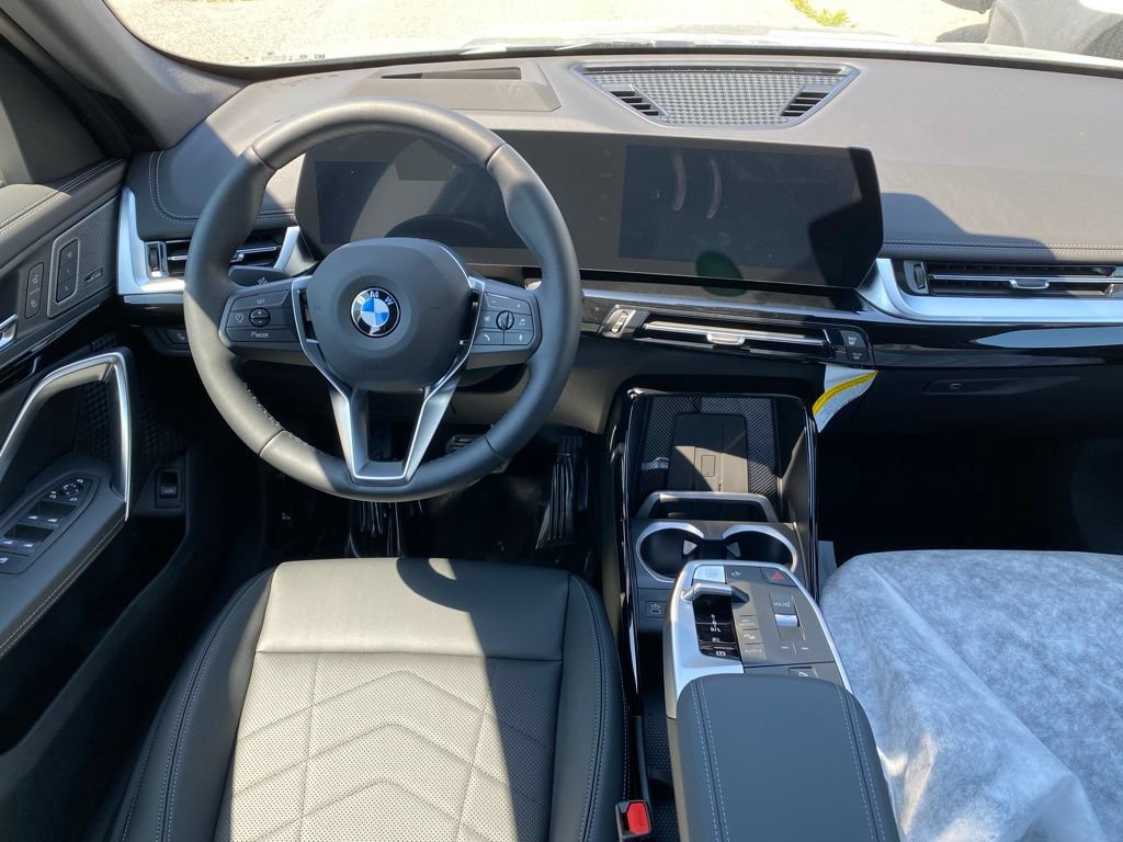 New 2026 BMW X1 xDrive28i w/ Technology Package AWD/4WD image 10