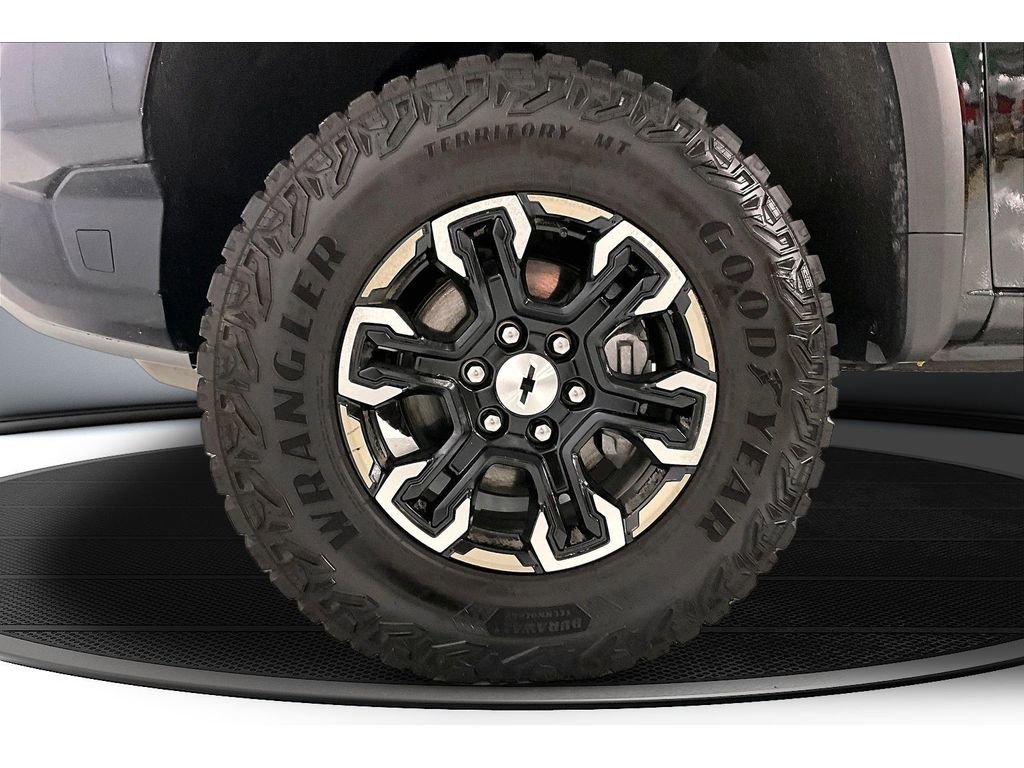 Used 2026 Chevrolet Silverado 1500 ZR2 image 10