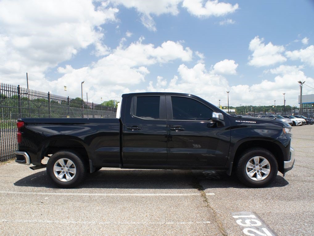 Used 2021 Chevrolet Silverado 1500 LT RWD image 5