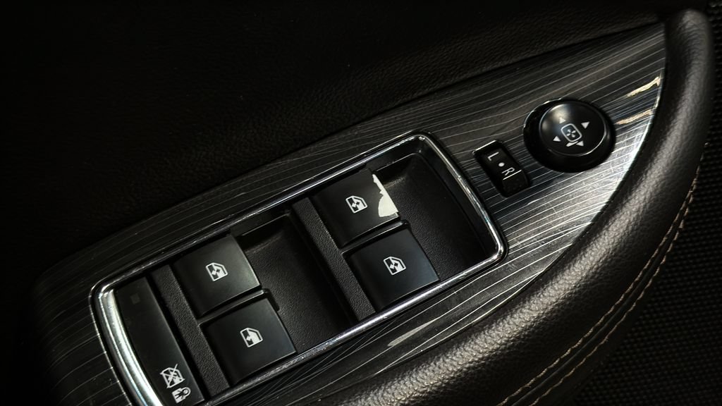 Used 2018 Chevrolet Impala Premier FWD image 21