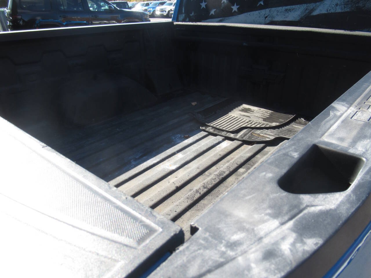 Used 2022 Chevrolet Silverado 1500 Custom AWD/4WD image 9