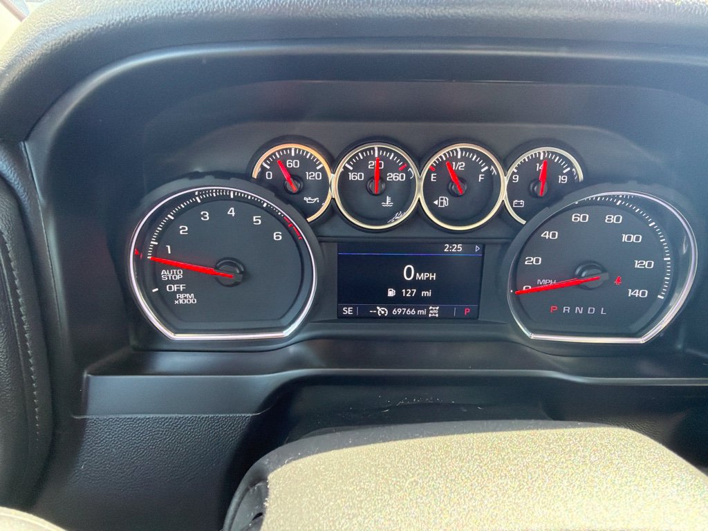 Used 2019 Chevrolet Silverado 1500 RST AWD/4WD image 17