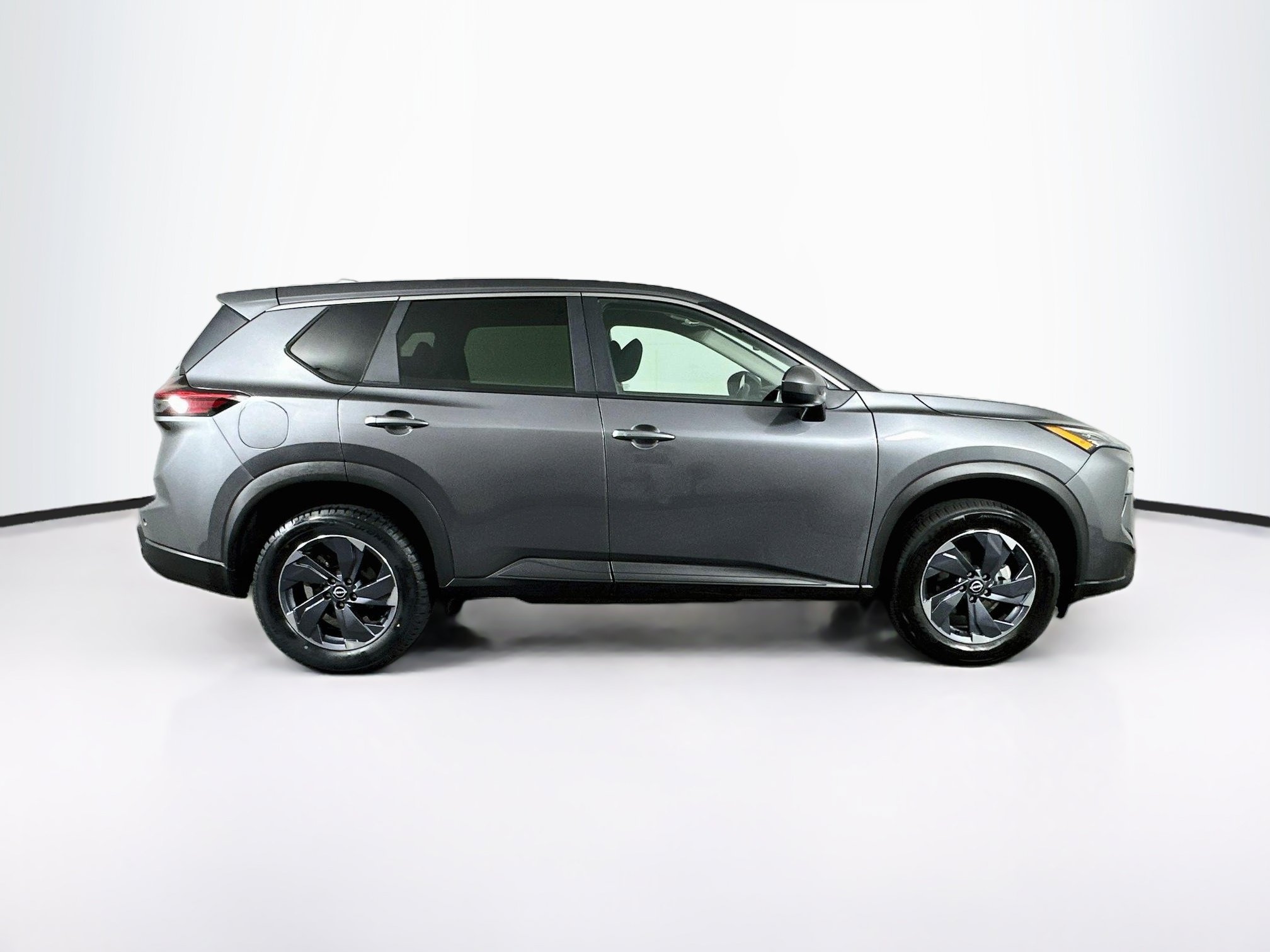 Used 2026 Nissan Rogue SV FWD image 10