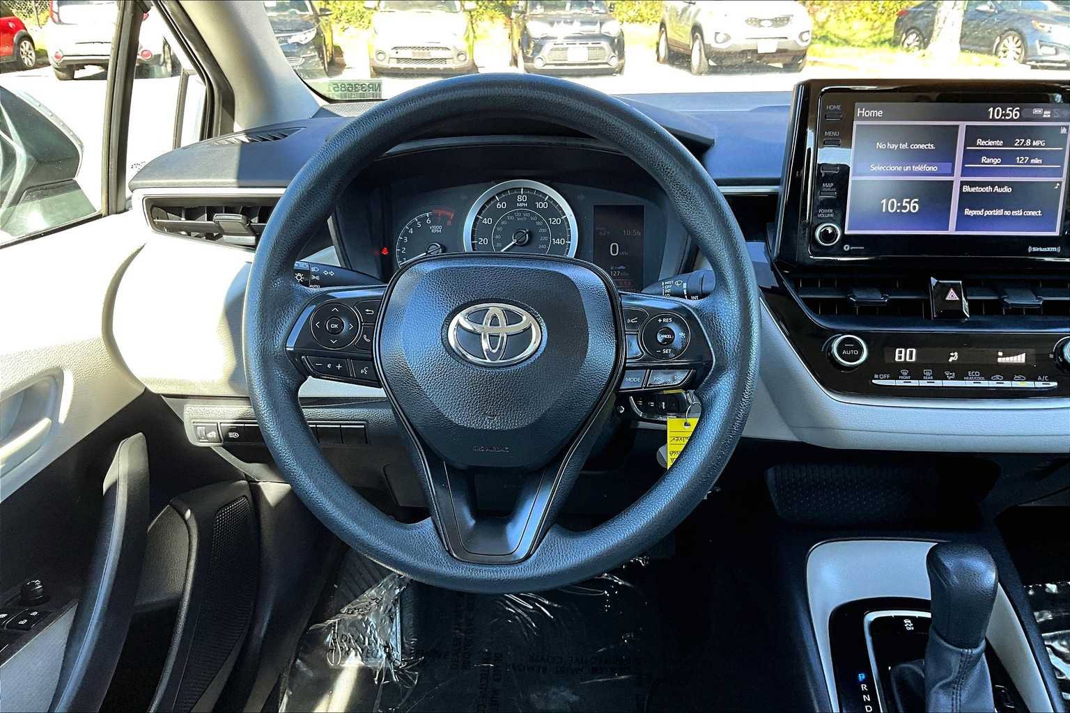 Used 2022 Toyota Corolla LE FWD image 6