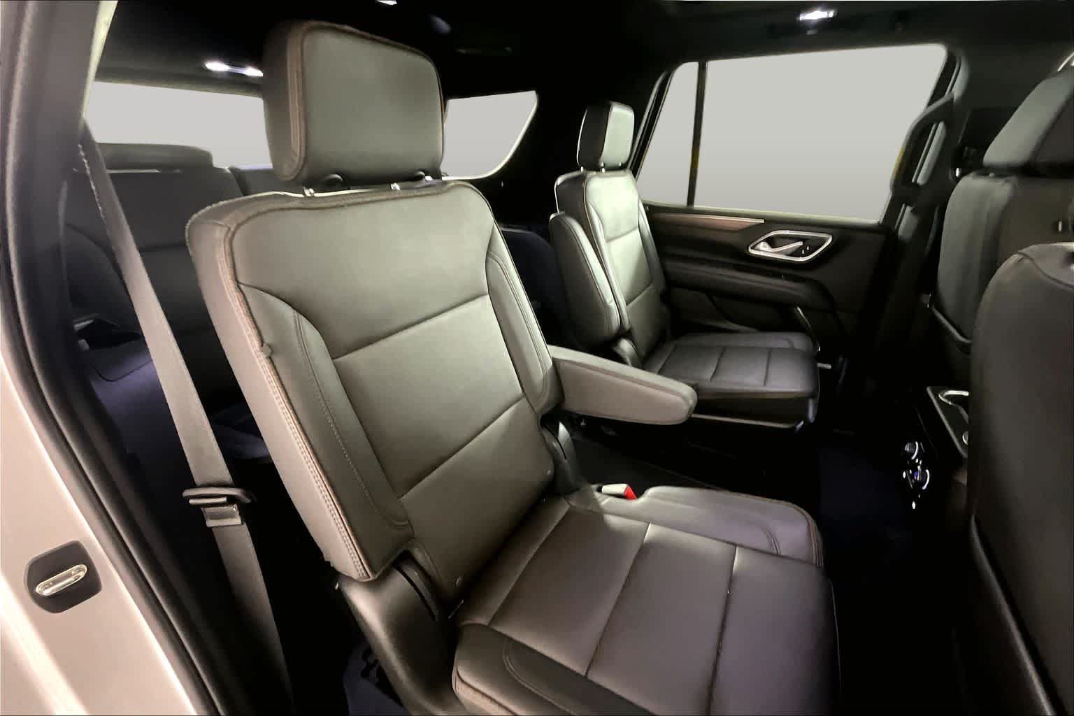 Certified 2023 Chevrolet Tahoe High Country AWD/4WD image 18
