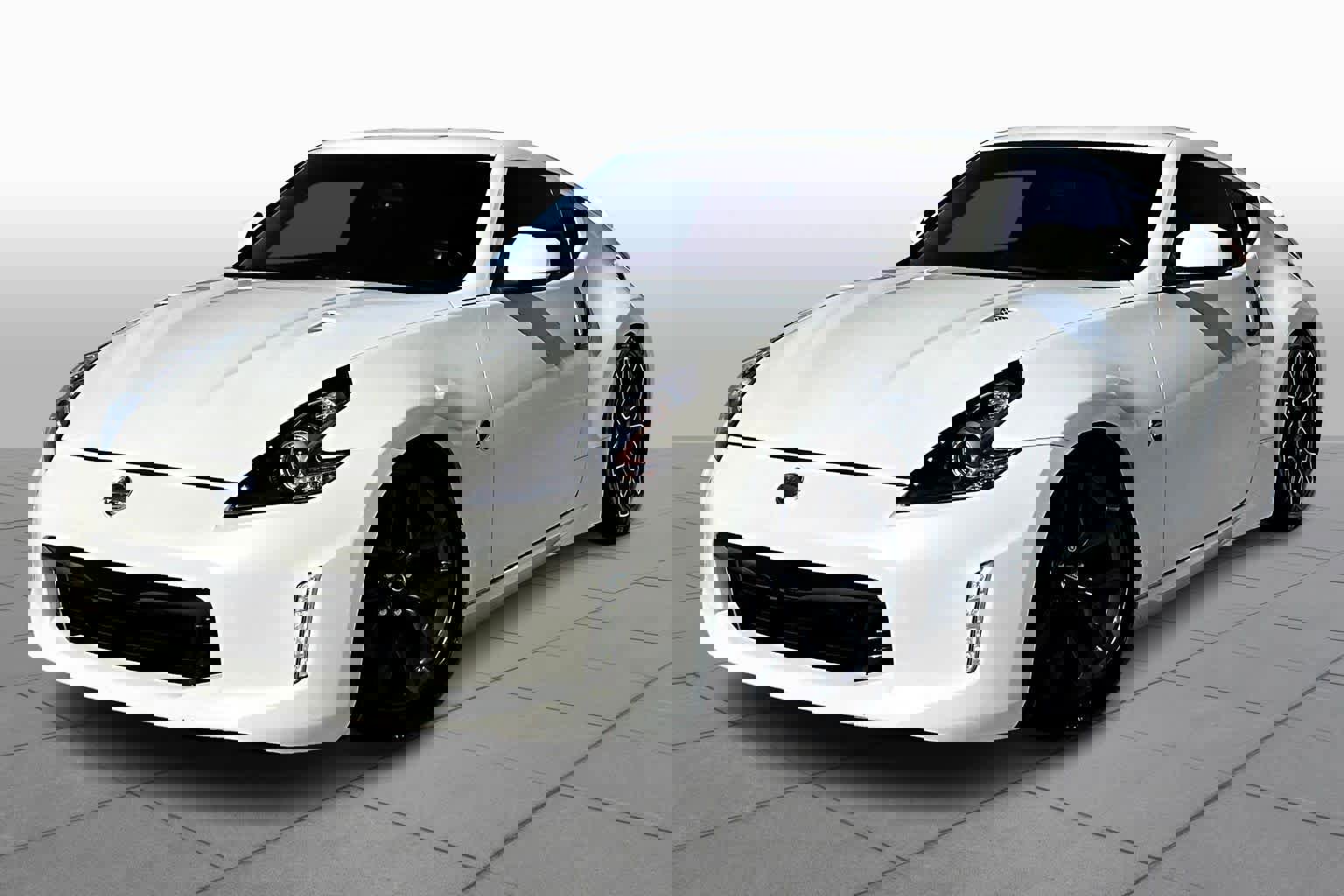 Used 2020 Nissan 370Z Coupe image 1