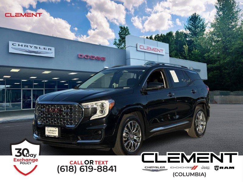 Used 2023 GMC Terrain Denali w/ Denali Premium Package AWD/4WD image 1
