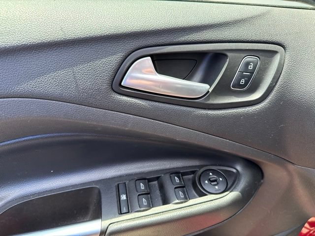Used 2017 Ford Escape SE AWD/4WD image 8