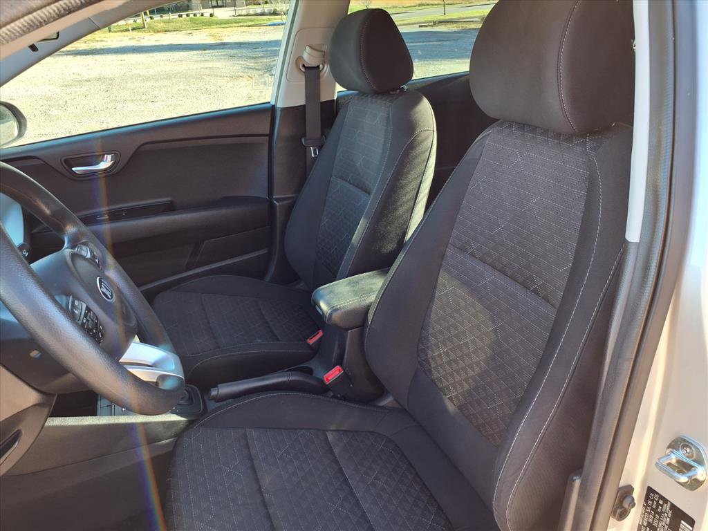 Used 2020 Kia Rio S image 12