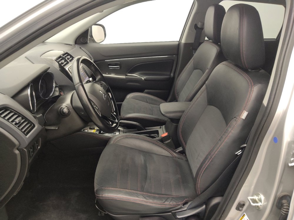 Used 2022 Mitsubishi Outlander Sport SE image 17