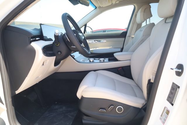 New 2026 Genesis GV70 2.5T Select image 13