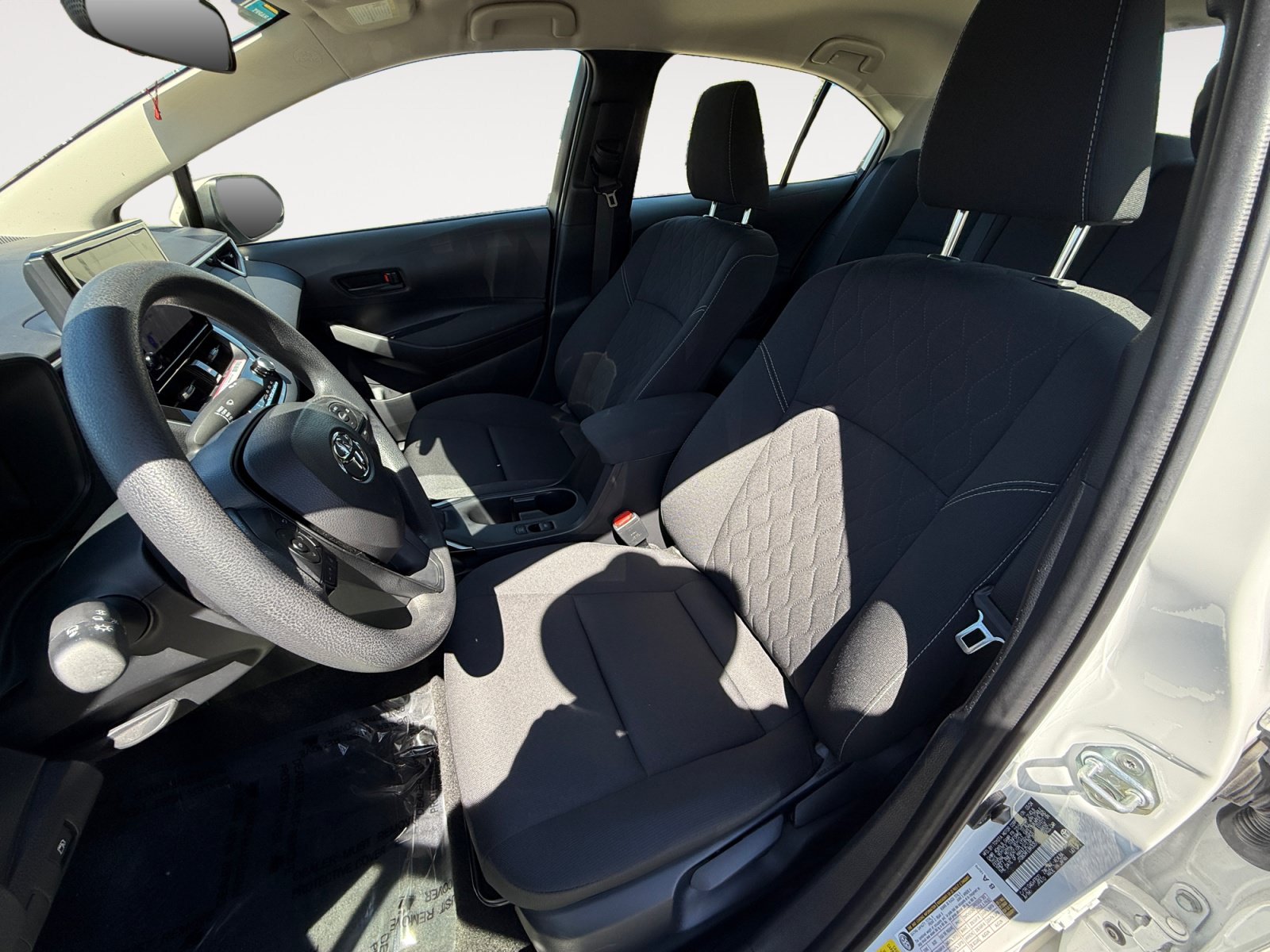 Used 2024 Toyota Corolla LE FWD image 10