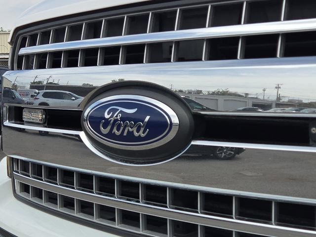 Used 2019 Ford F150 XLT w/ Equipment Group 302A Luxury AWD/4WD image 7
