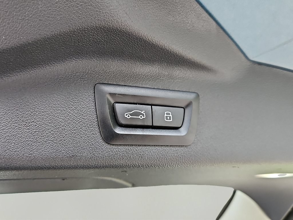 Used 2024 BMW X7 xDrive40i w/ Executive Package AWD/4WD image 29