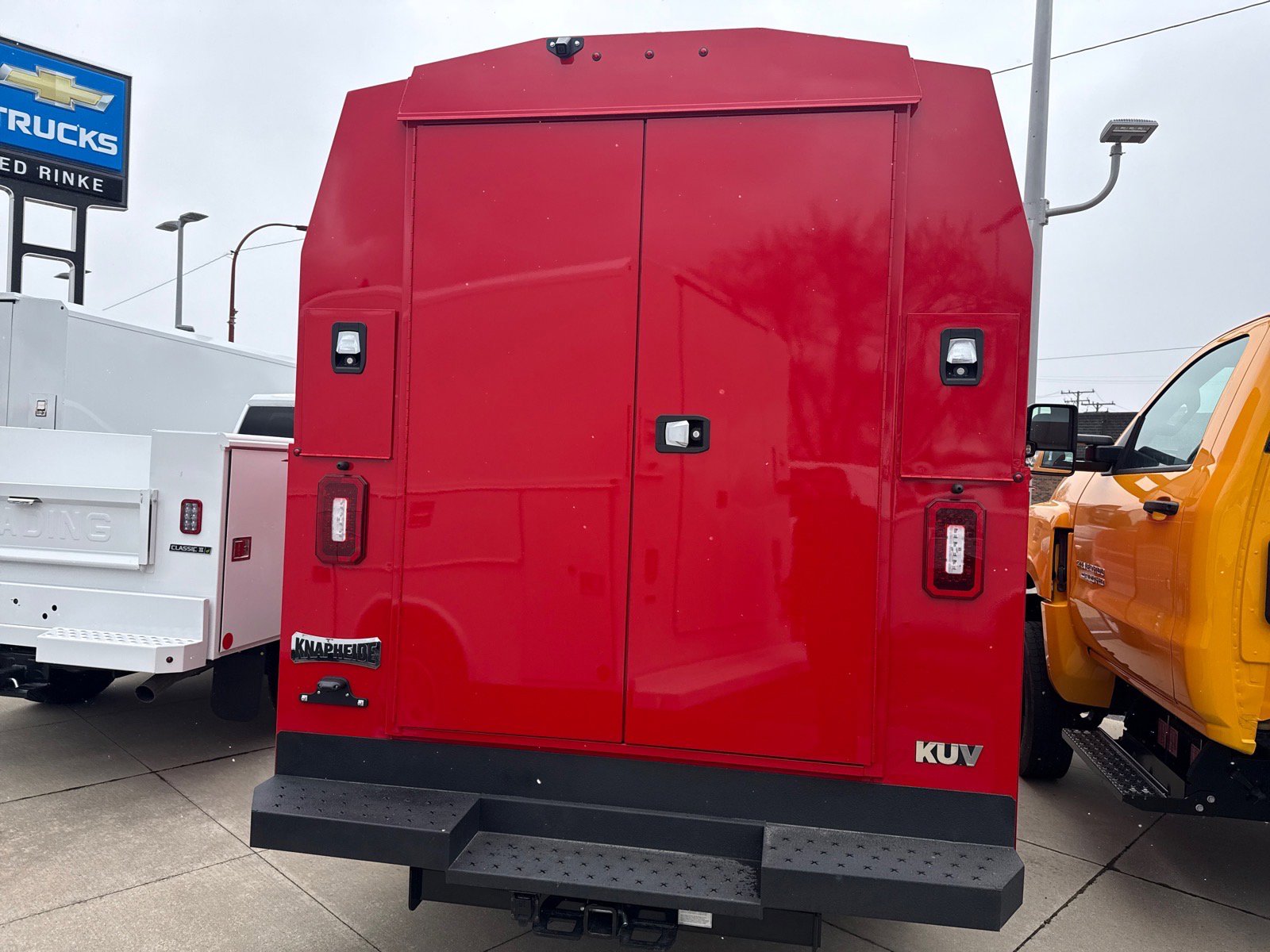 New 2026 Chevrolet Express 3500 w/ Power Convenience Package RWD image 5