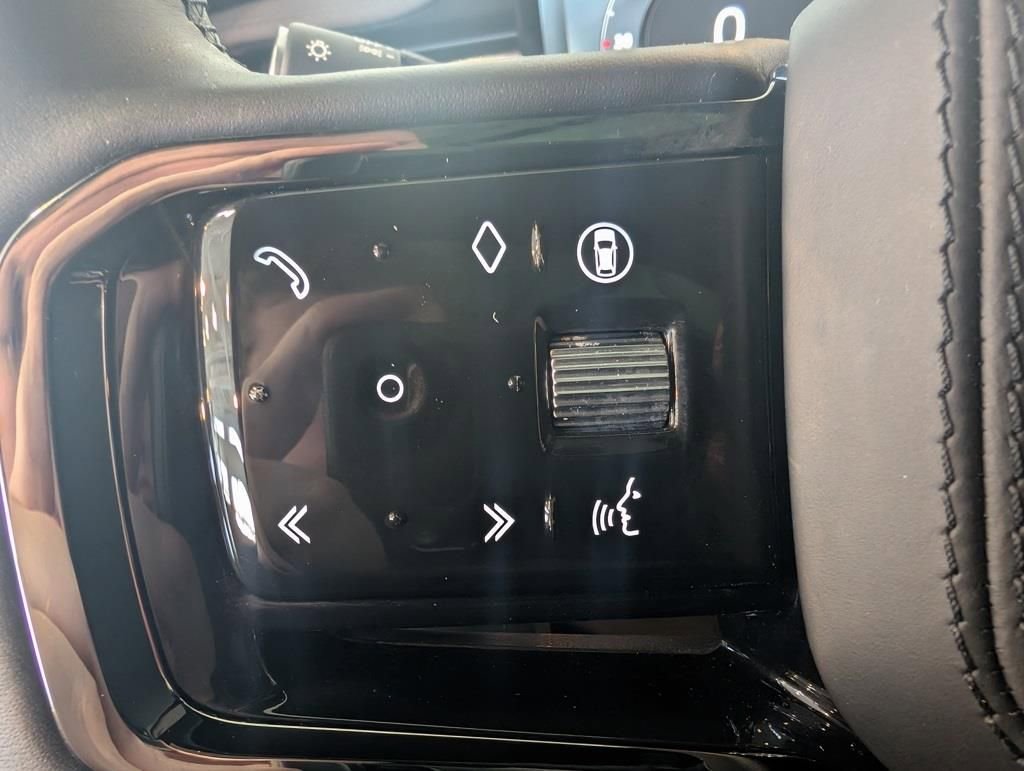 Used 2025 Land Rover Range Rover Sport Dynamic SE image 17