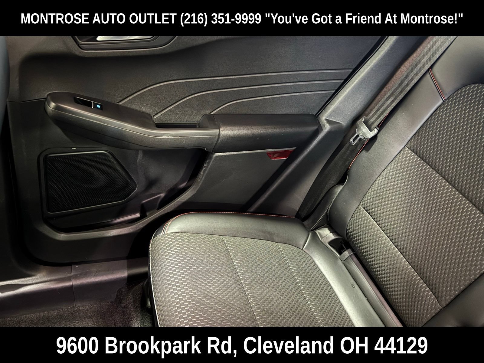 Used 2023 Ford Escape ST-Line w/ Equipment Group 301A FWD image 29