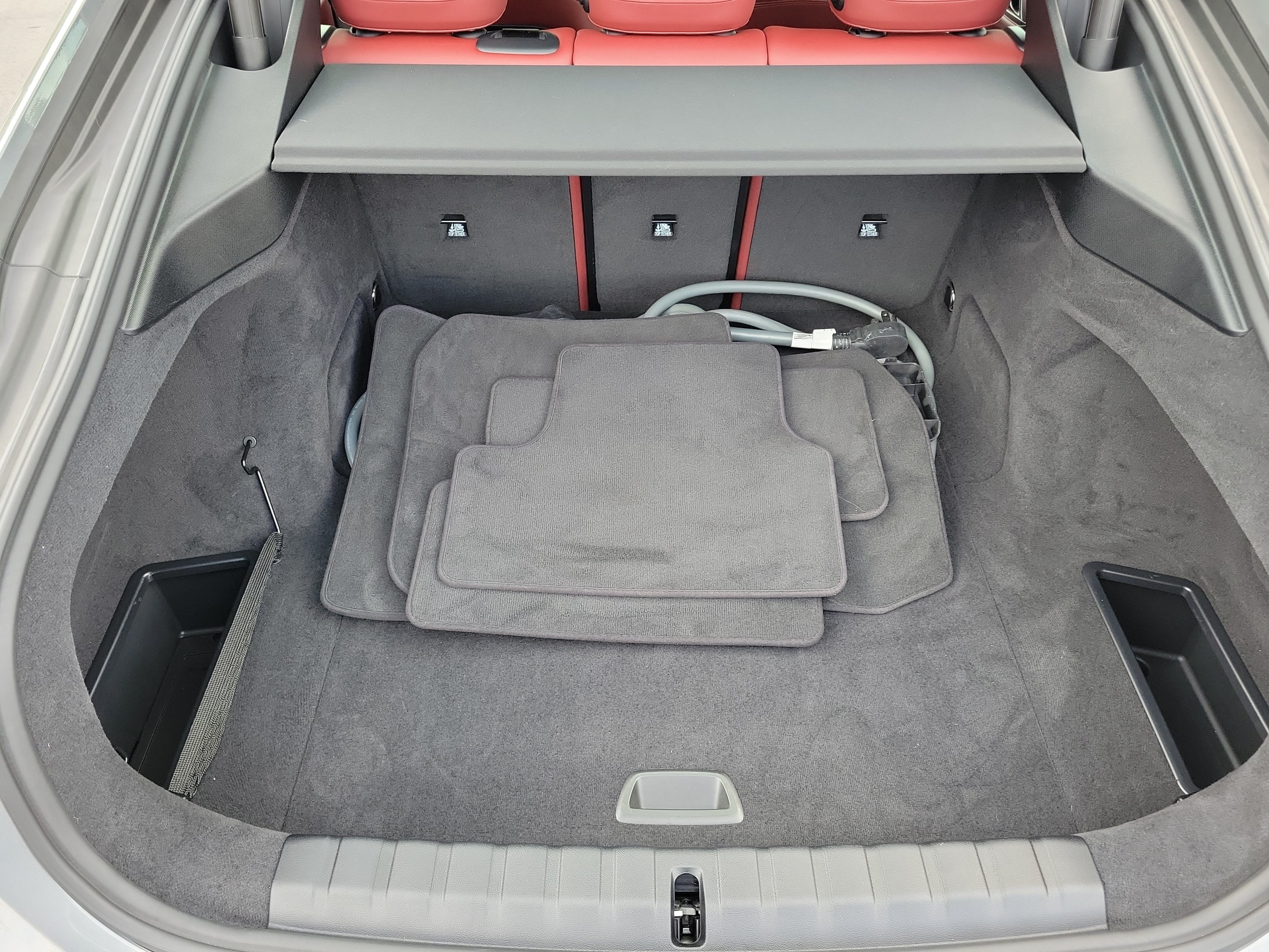 Used 2025 BMW i4 eDrive40 RWD image 8