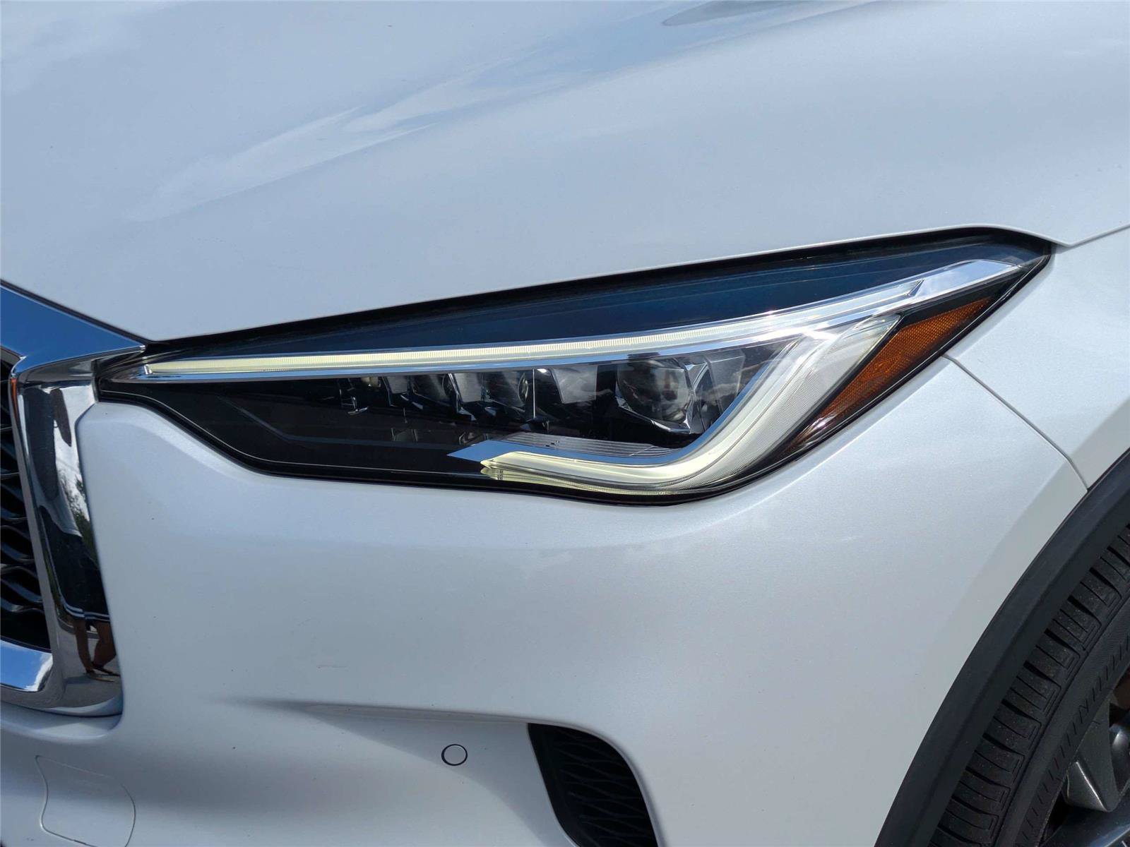 Used 2023 INFINITI QX50 Sensory w/ Accent Package FWD image 12