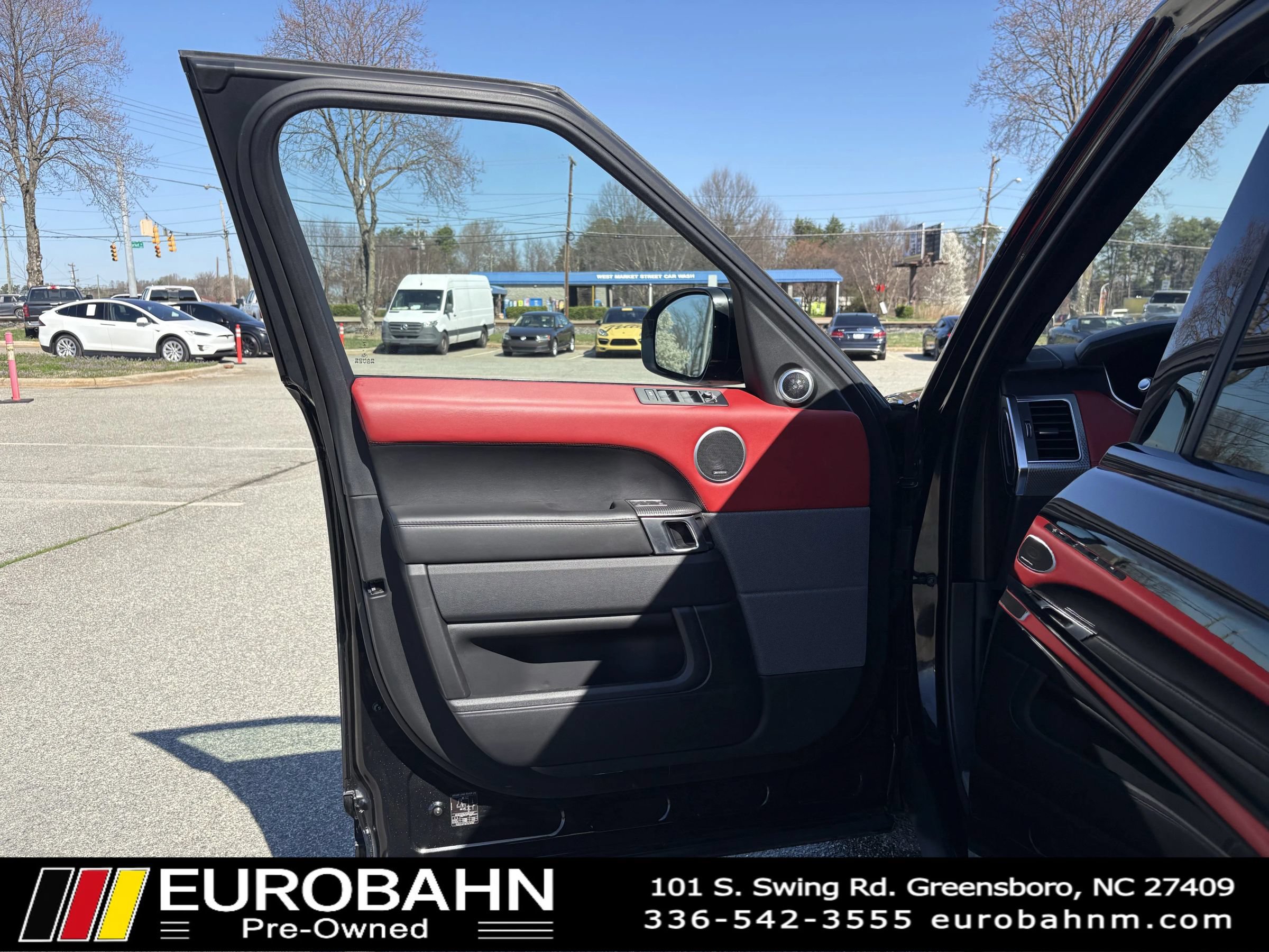 Used 2017 Land Rover Range Rover Sport SVR AWD/4WD image 10