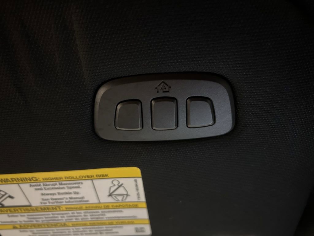 Used 2020 Lincoln Navigator Reserve w/ Equipment Group 208A Reserve image 25