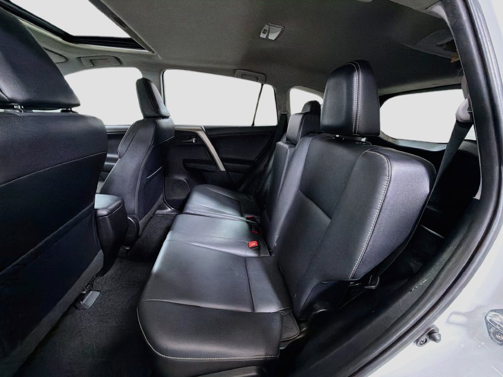 Used 2014 Toyota RAV4 Limited AWD/4WD image 26