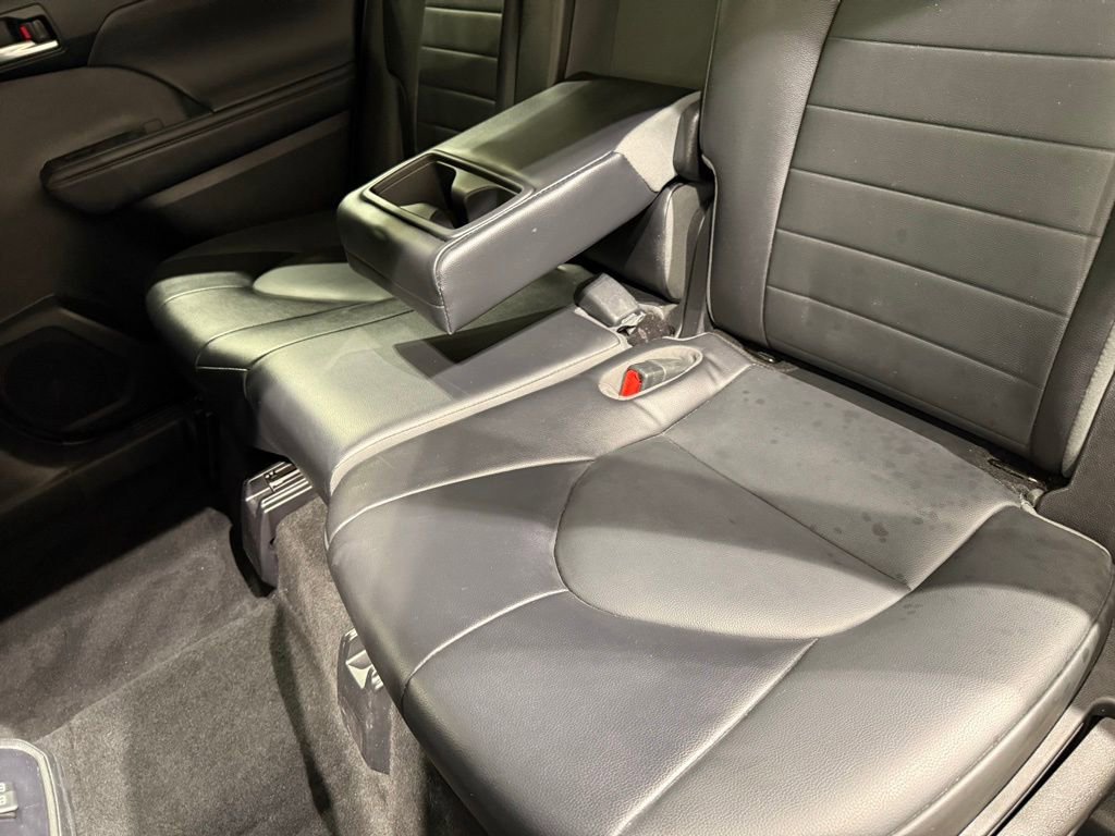 Used 2022 Toyota Highlander XLE image 21