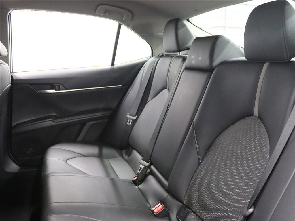 Used 2023 Toyota Camry XSE image 13