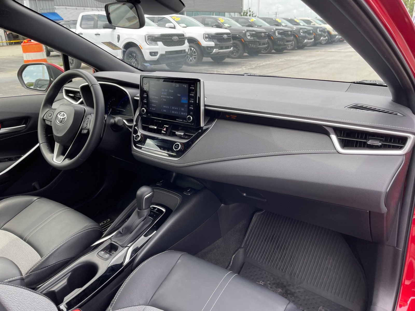 Used 2021 Toyota Corolla XSE FWD image 18