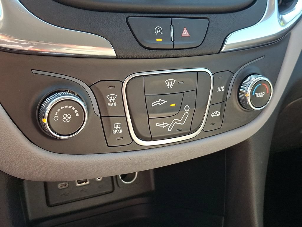 Used 2024 Chevrolet Equinox LS FWD image 16