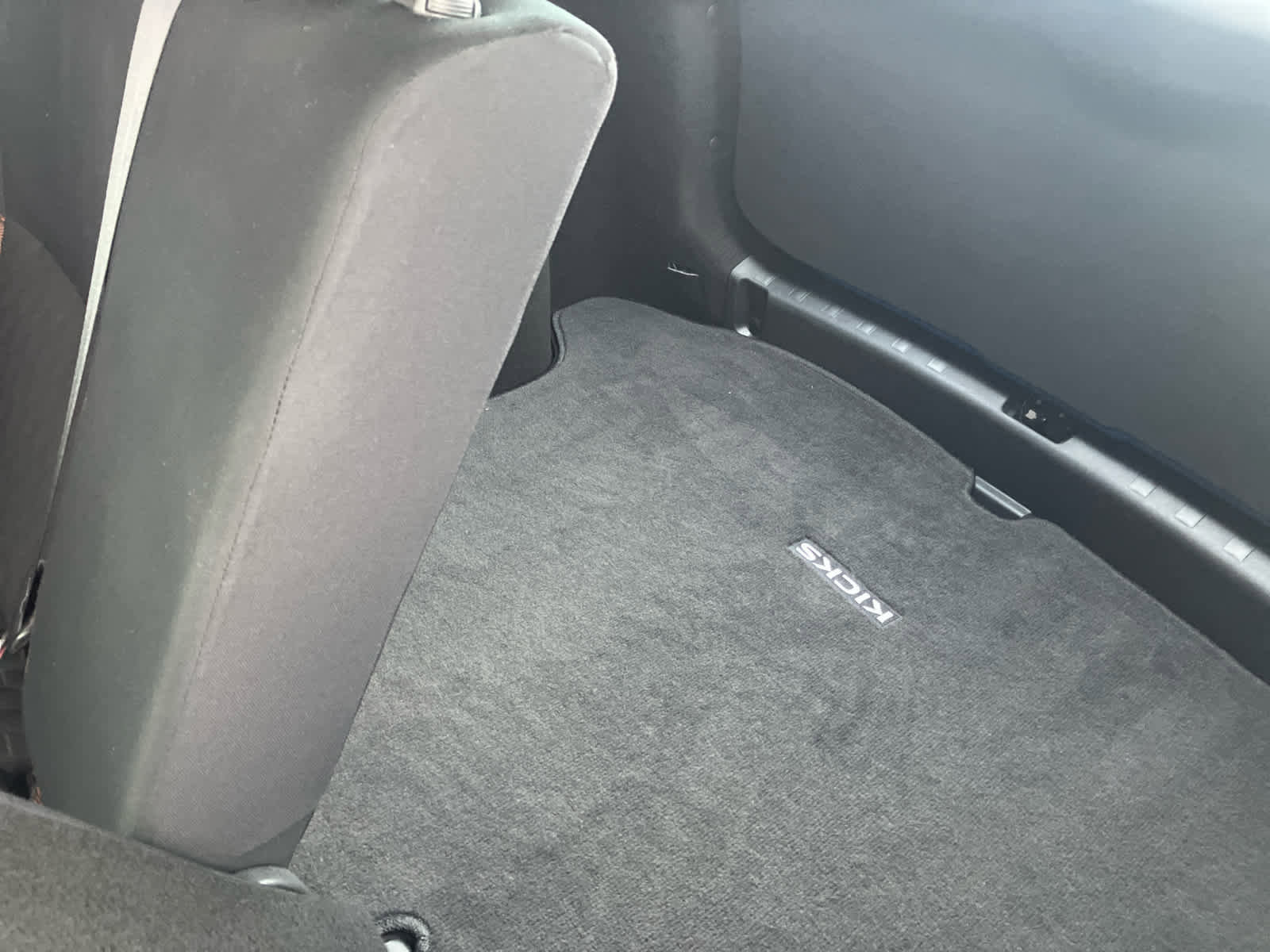 Used 2024 Nissan Kicks SR image 31