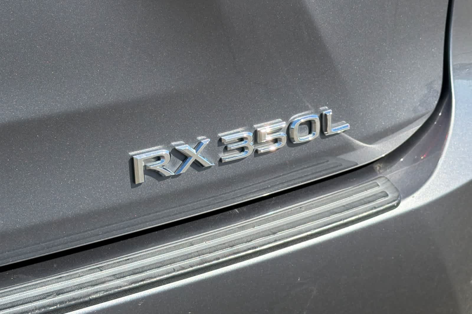 Used 2021 Lexus RX 350L Premium w/ Premium Package AWD/4WD image 34