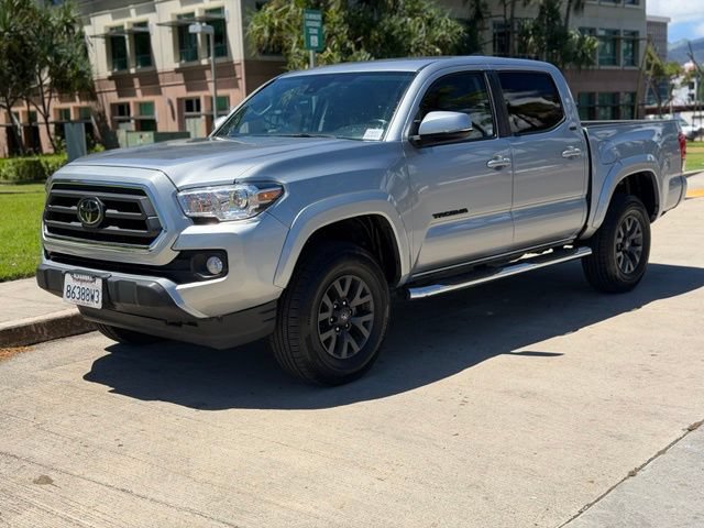 Used 2023 Toyota Tacoma SR5 w/ Technology Package AWD/4WD image 2