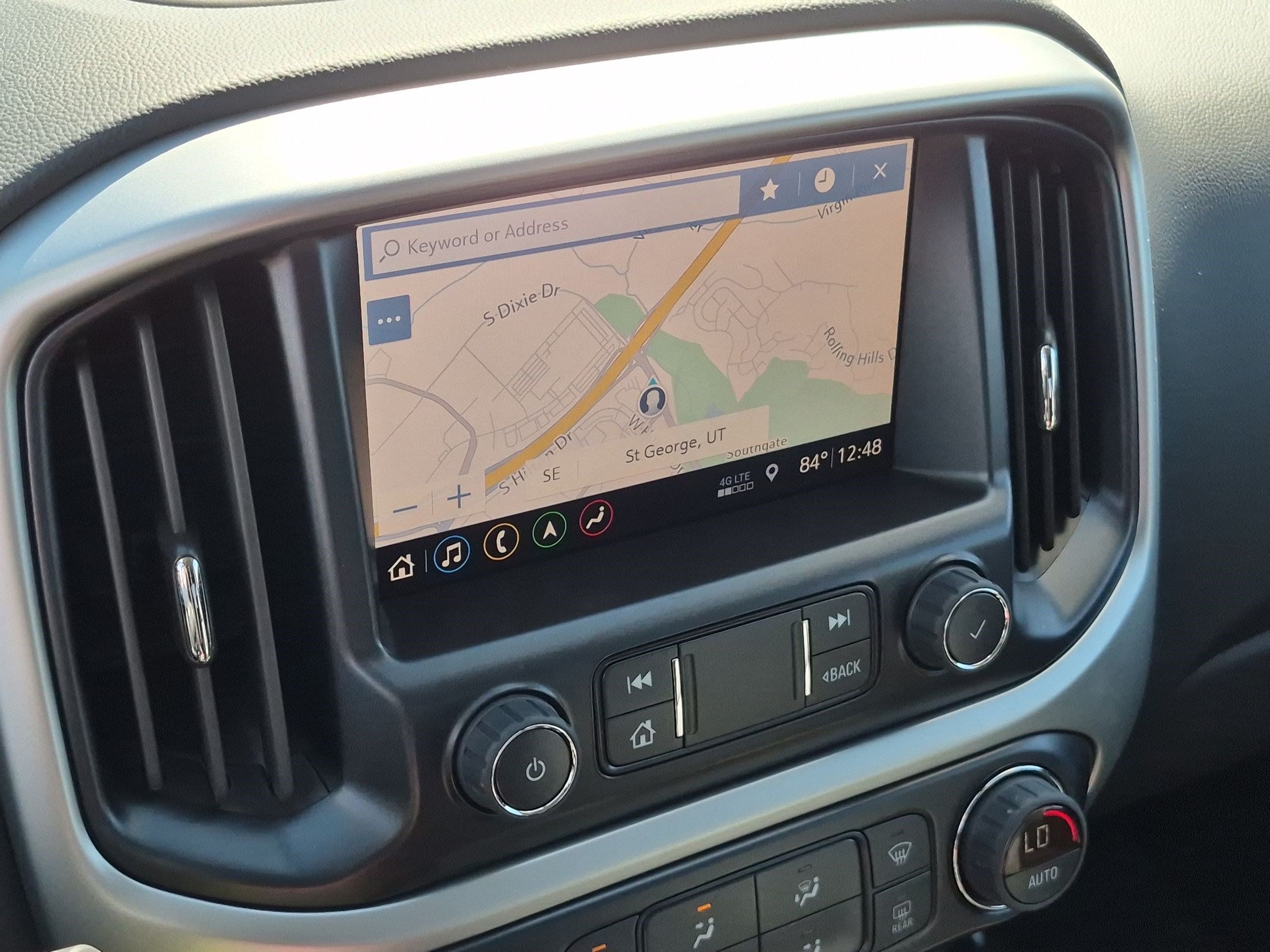 Used 2022 Chevrolet Colorado ZR2 AWD/4WD image 24